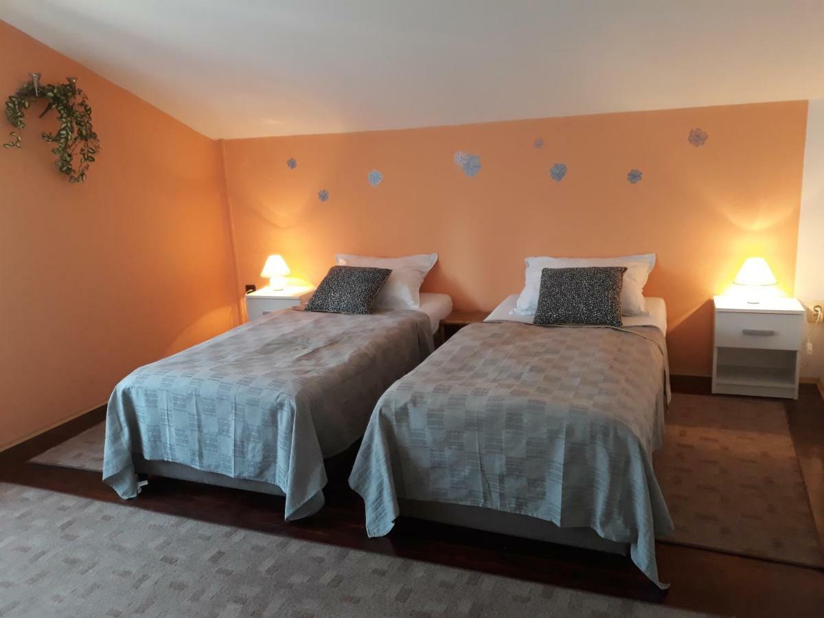 Apartmani Kristanic Karlovac Εξωτερικό φωτογραφία