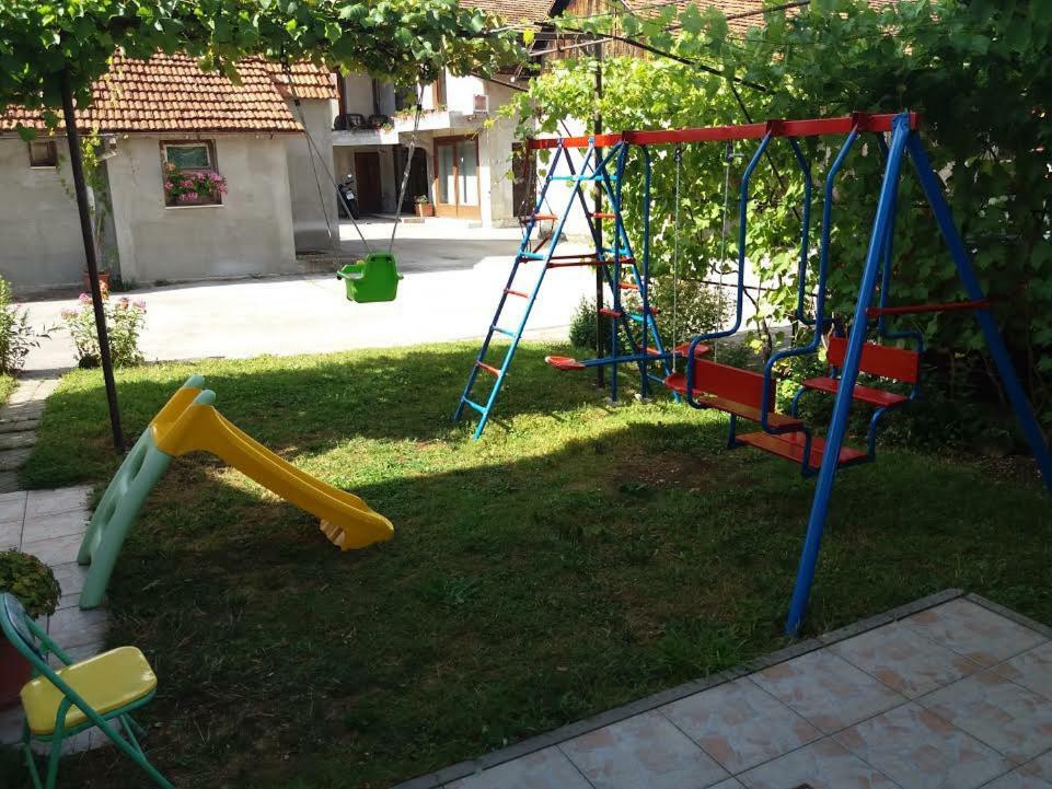 Apartmani Kristanic Karlovac Εξωτερικό φωτογραφία